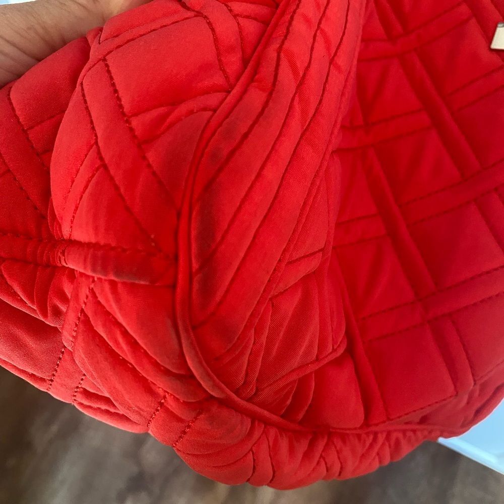 Vera Bradley Red Quilted Crossbody Shoulder Bag - Picture 5 of 6